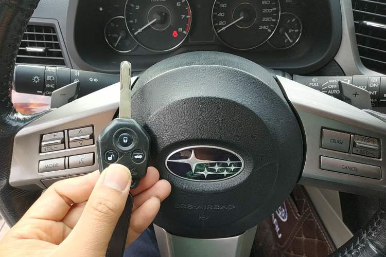 Used Subaru Outback 2010 2.5i Luxury Edition Vehicle Key