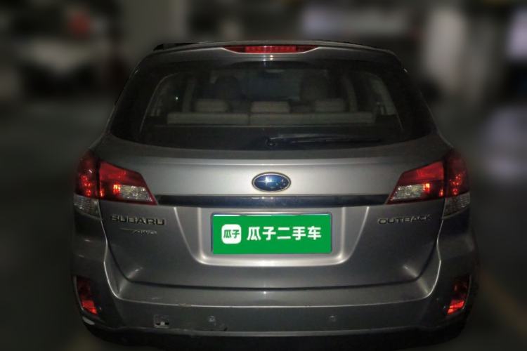 Used Subaru Outback 2010 2.5i Luxury Edition Rear