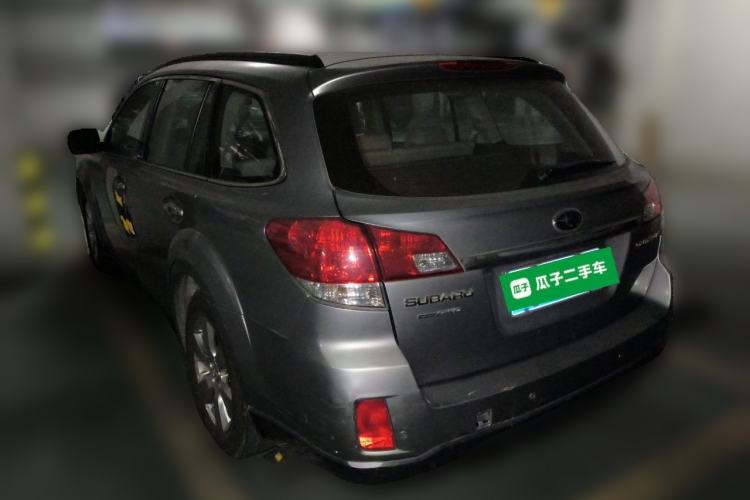 Used Subaru Outback 2010 2.5i Luxury Edition Rear Left 45 Deg