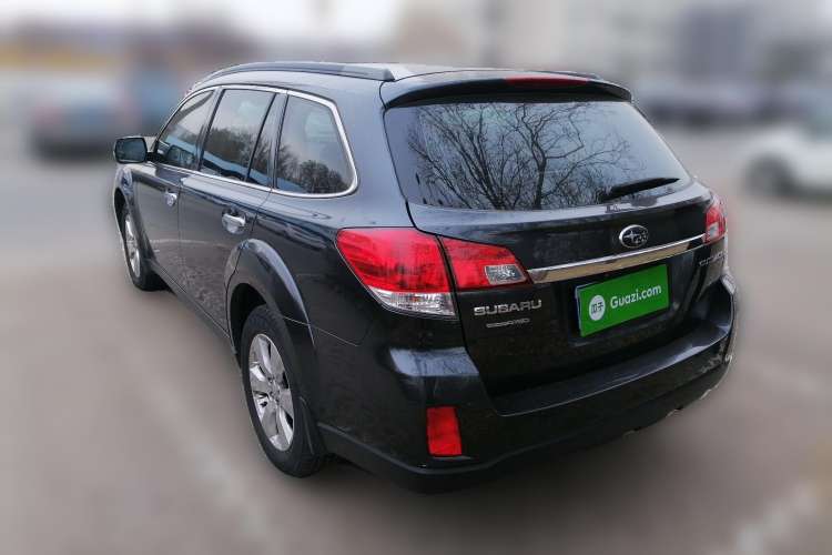 Used Subaru Outback 2010 2.5i Luxury Edition Rear Left 45 Deg