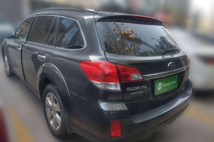 Used Subaru Outback 2010 2.5i Luxury Edition Rear Left 45 Deg