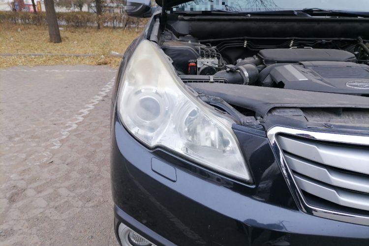 Used Subaru Outback 2010 2.5i Luxury Edition Right Front Headlight