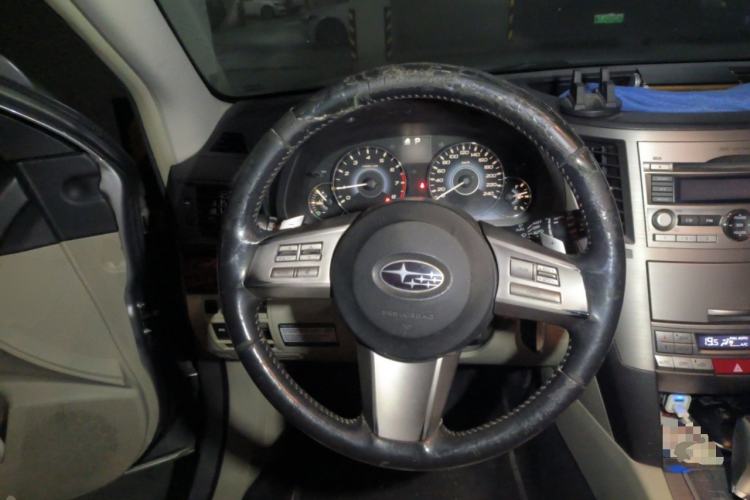 Used Subaru Outback 2010 2.5i Luxury Edition Steering Wheel