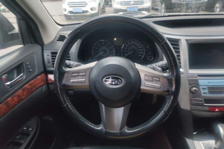Used Subaru Outback 2010 2.5i Luxury Edition Steering Wheel