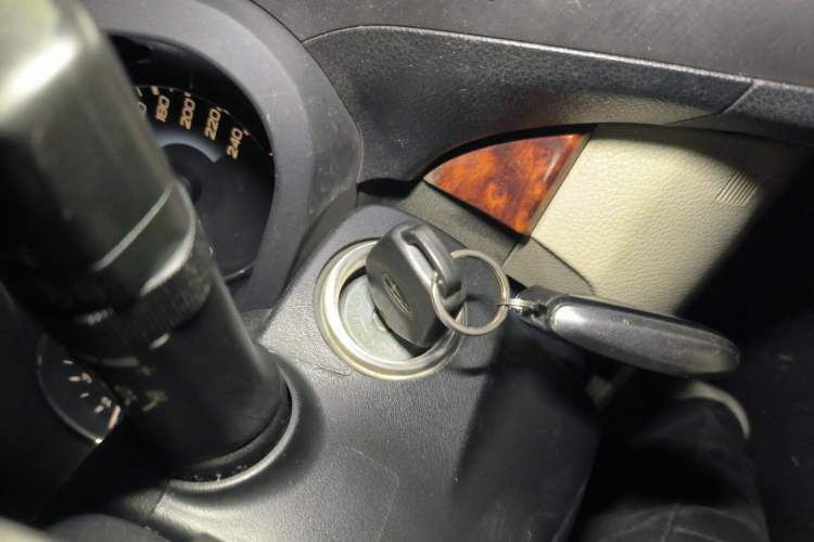 Used Subaru Outback 2010 2.5i Luxury Edition Vehicle Key