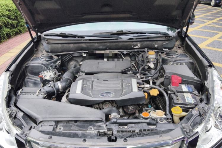 Used Subaru Outback 2010 2.5i Luxury Edition Engine Bay