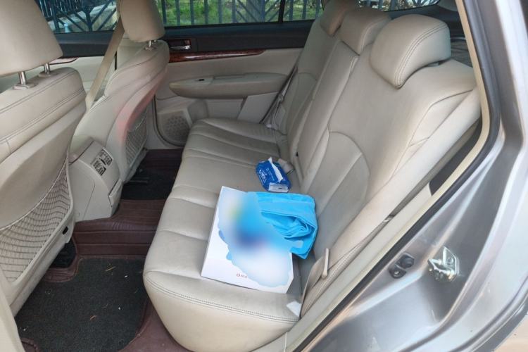 Used Subaru Outback 2010 2.5i Luxury Edition Left Rear Seat