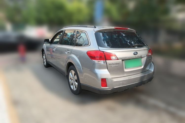 Used Subaru Outback 2010 2.5i Luxury Edition Rear Left 45 Deg