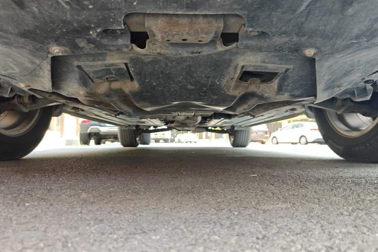 Used Subaru Outback 2010 2.5i Luxury Edition Chassis Front