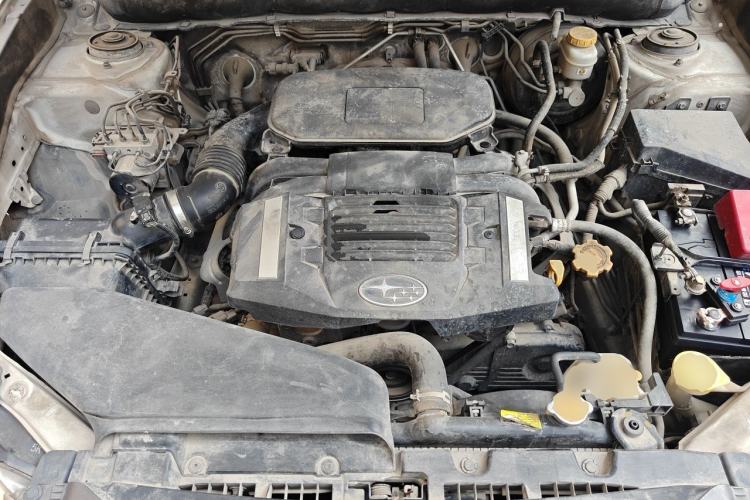Used Subaru Outback 2010 2.5i Luxury Edition Engine Bay