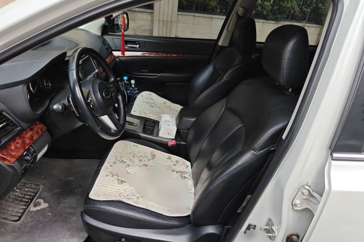 Used Subaru Outback 2010 2.5i Luxury Edition Left Front Seat