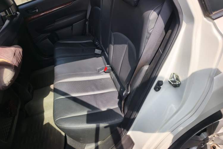 Used Subaru Outback 2010 2.5i Luxury Edition Left Rear Seat