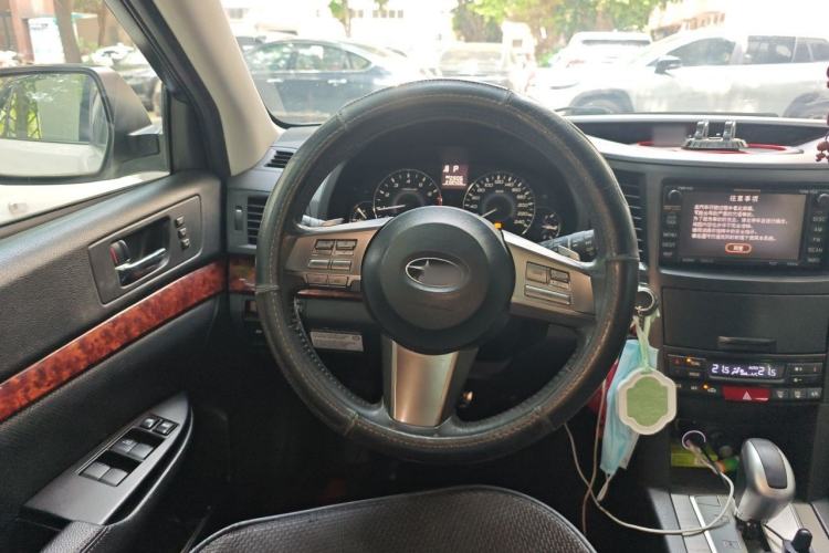 Used Subaru Outback 2010 2.5i Luxury Navigation Edition Steering Wheel