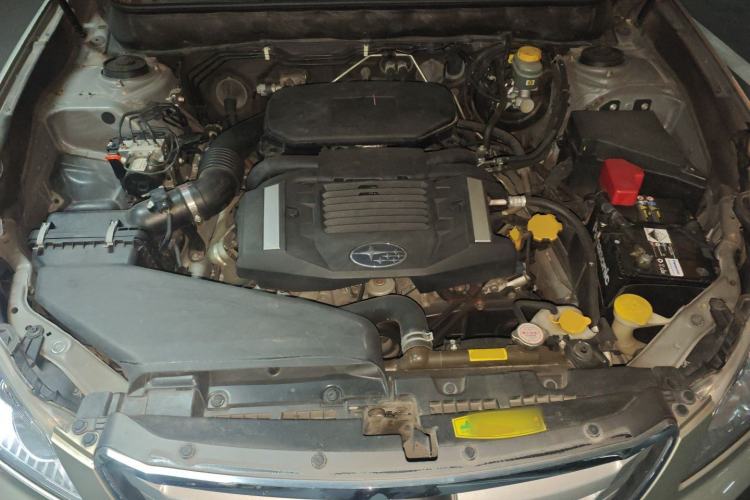 Used Subaru Outback 2010 2.5i Luxury Edition Engine Bay