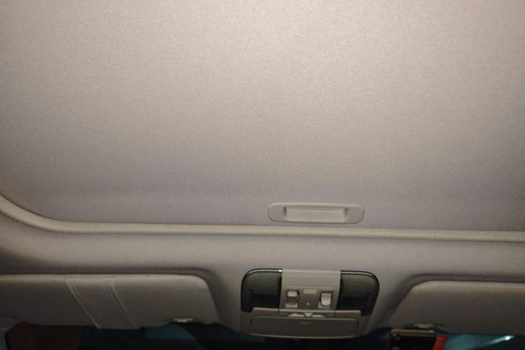 Used Subaru Outback 2010 2.5i Luxury Edition Headliner