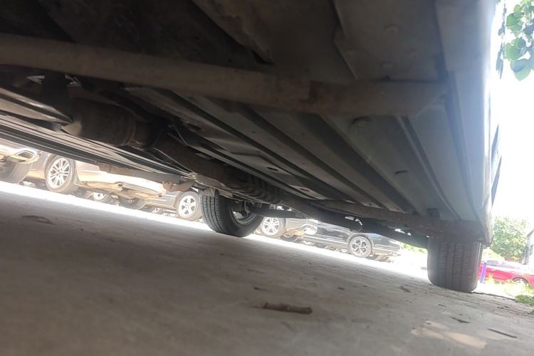 Used Subaru Outback 2011 2.5i Luxury Edition Chassis Front Left