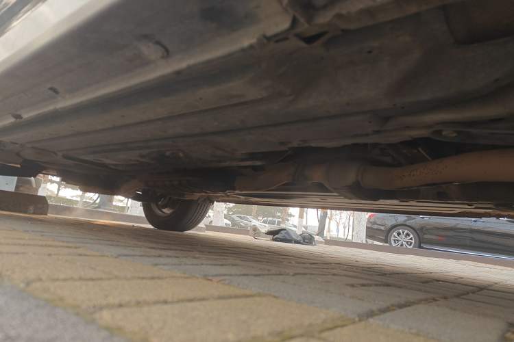 Used Subaru Outback 2011 2.5i Luxury Edition Chassis Front Right