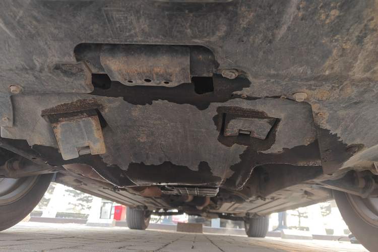 Used Subaru Outback 2011 2.5i Luxury Edition Chassis Front