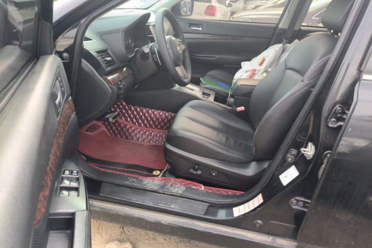 Used Subaru Outback 2011 2.5i Luxury Edition Driver Seat
