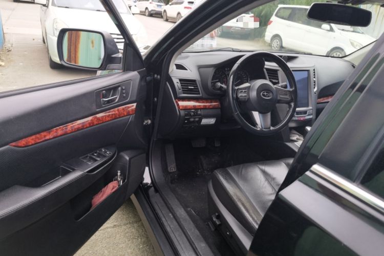 Used Subaru Outback 2011 2.5i Luxury Edition Driver Seat