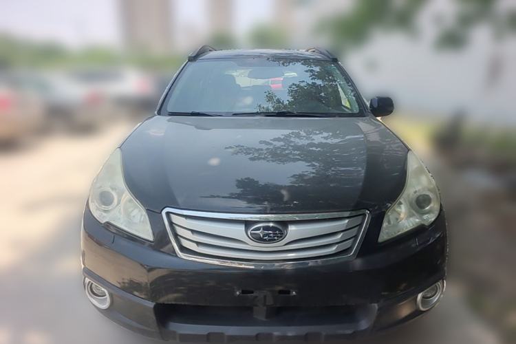 Used Subaru Outback 2011 2.5i Luxury Edition Front