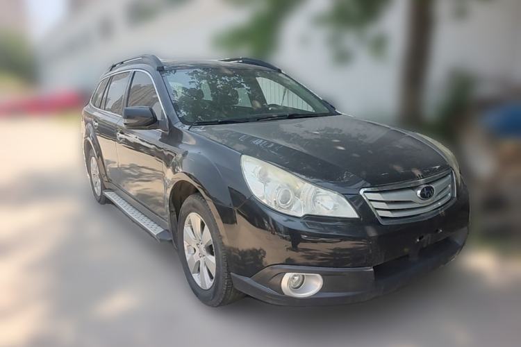 Used Subaru Outback 2011 2.5i Luxury Edition Front Right 45 Deg