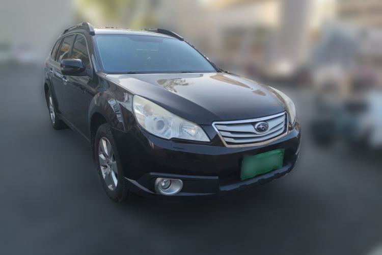 Used Subaru Outback 2011 2.5i Luxury Edition Front Right 45 Deg