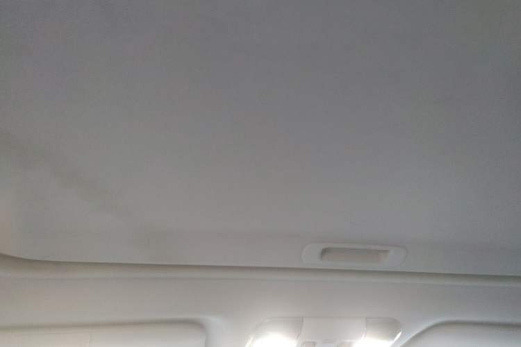 Used Subaru Outback 2011 2.5i Luxury Edition Headliner