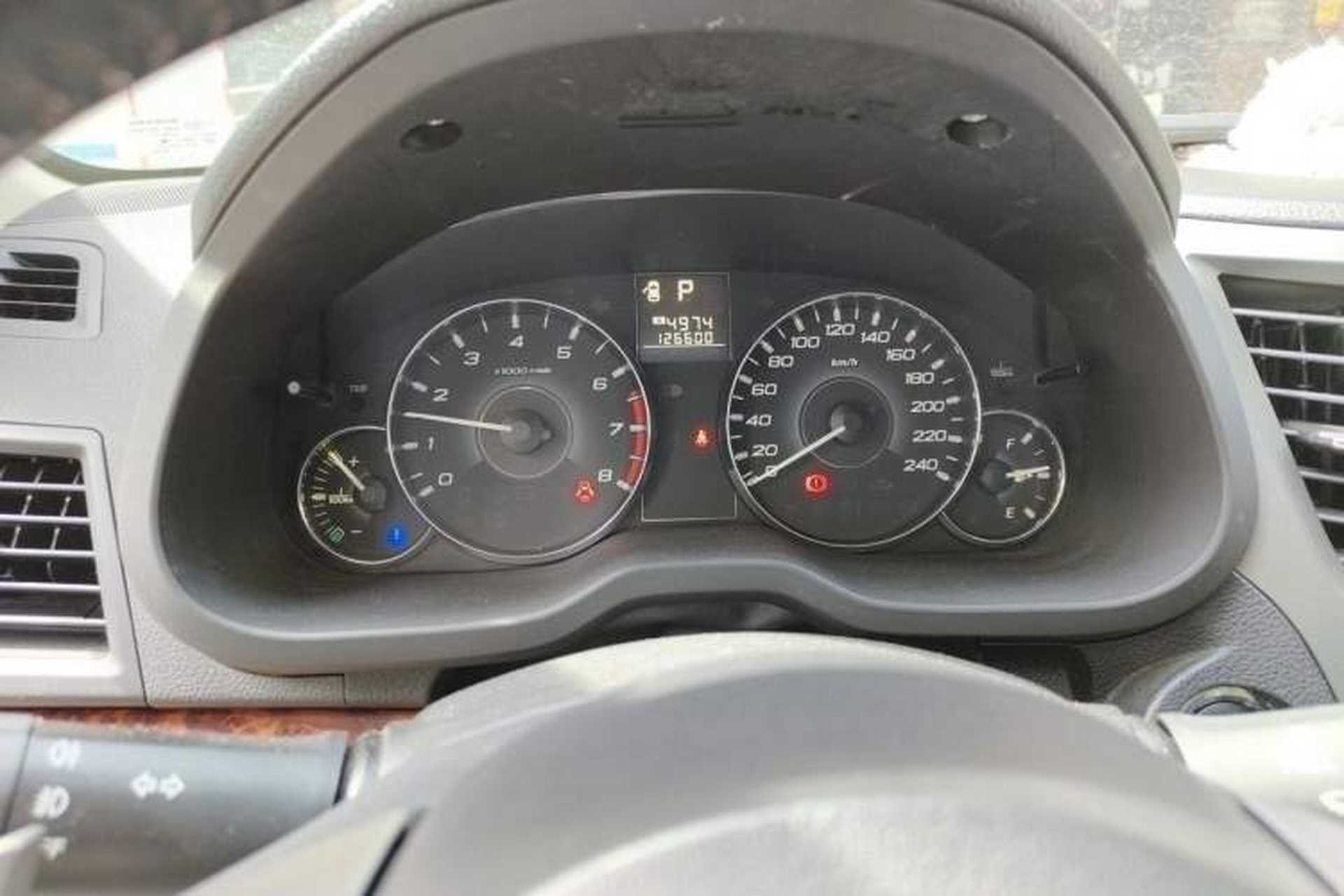 Used Subaru Outback 2011 2.5i Luxury Navigation Edition Instrument Cluster