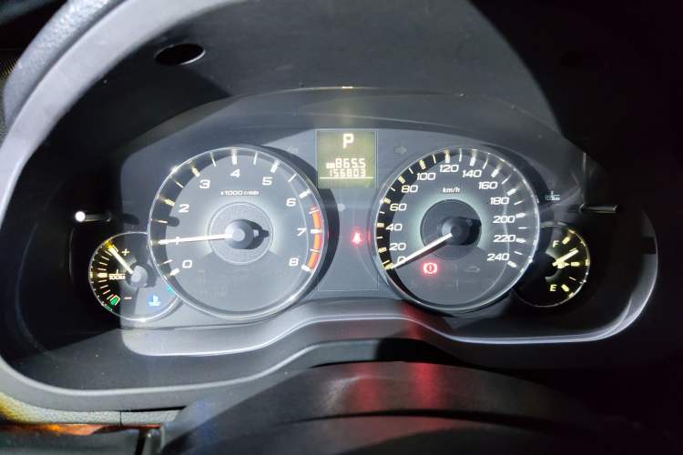 Used Subaru Outback 2011 2.5i Luxury Edition Instrument Cluster
