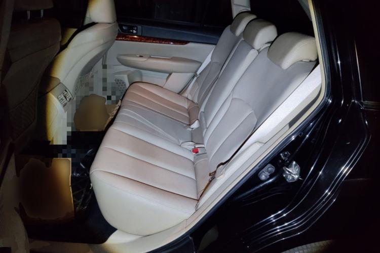Used Subaru Outback 2011 2.5i Luxury Edition Left Rear Seat