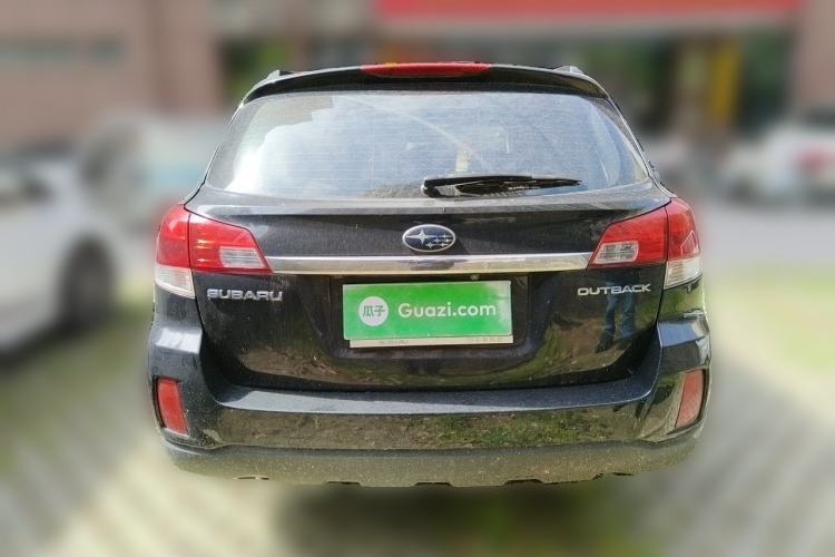 Used Subaru Outback 2011 2.5i Luxury Navigation Edition Rear