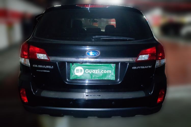 Used Subaru Outback 2011 2.5i Luxury Edition Rear