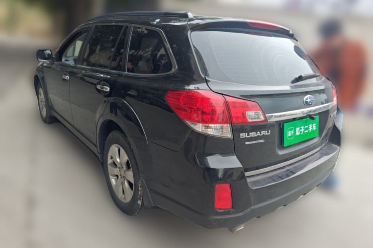 Used Subaru Outback 2011 2.5i Luxury Edition Rear Left 45 Deg