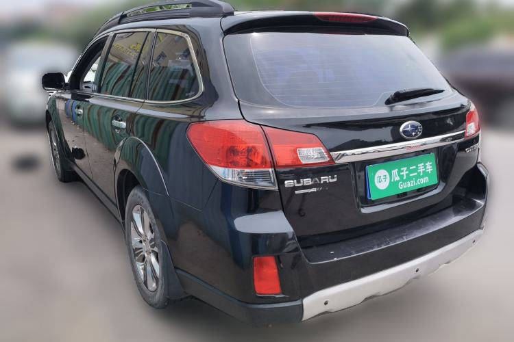Used Subaru Outback 2011 2.5i Luxury Edition Rear Left 45 Deg