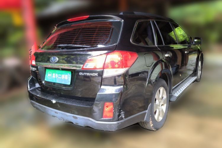 Used Subaru Outback 2011 2.5i Luxury Edition Rear Right 45 Deg