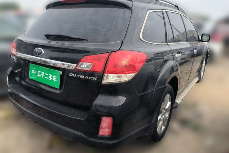 Used Subaru Outback 2011 2.5i Luxury Edition Rear Right 45 Deg