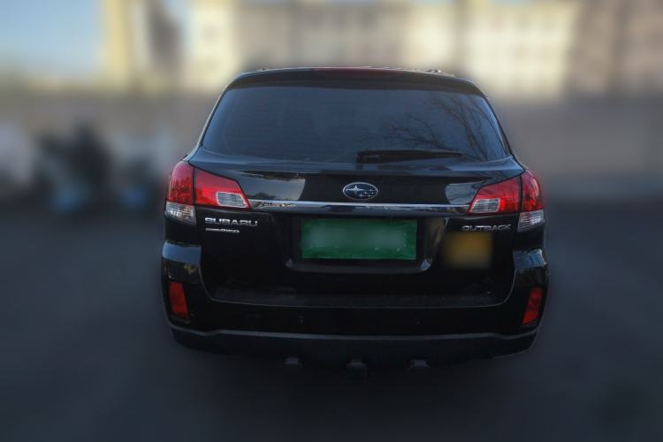 Used Subaru Outback 2011 2.5i Luxury Edition Rear