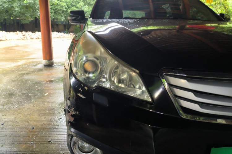 Used Subaru Outback 2011 2.5i Luxury Edition Right Front Headlight