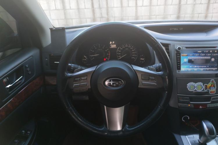 Used Subaru Outback 2011 2.5i Luxury Edition Steering Wheel