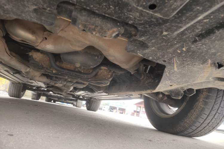 Used Subaru Outback 2011 2.5i Luxury Edition Chassis Front