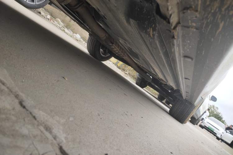 Used Subaru Outback 2011 2.5i Luxury Edition Chassis Front Left