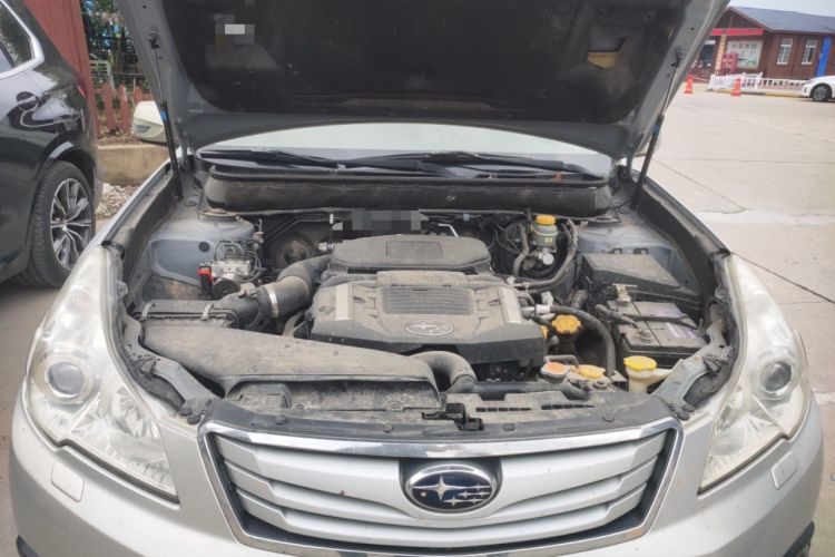 Used Subaru Outback 2011 2.5i Luxury Edition Engine Bay