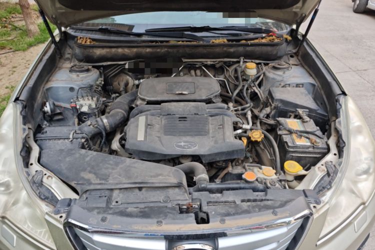 Used Subaru Outback 2011 2.5i Luxury Edition Engine Bay