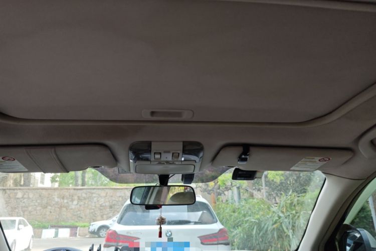 Used Subaru Outback 2011 2.5i Luxury Edition Headliner