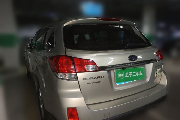 Used Subaru Outback 2011 2.5i Luxury Navigation Edition Rear Left 45 Deg