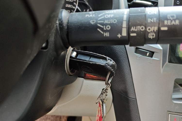 Used Subaru Outback 2011 2.5i Luxury Edition Vehicle Key