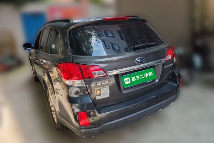 Used Subaru Outback 2011 2.5i Luxury Navigation Edition Rear Left 45 Deg