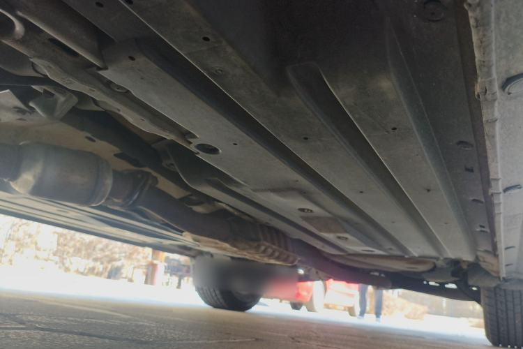Used Subaru Outback 2011 2.5i Luxury Edition Chassis Front Left