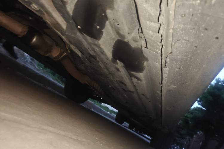 Used Subaru Outback 2011 2.5i Luxury Navigation Edition Chassis Front Left